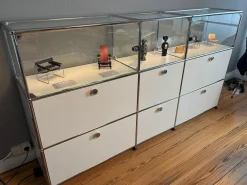 Sideboard Front Lack 24 Reinweiss Weiß Pulverbeschichtet Stangen Und Kugeln Verchromt Mit Glasmodul