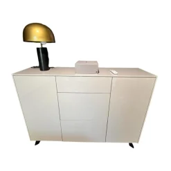 Sideboard Gloss Curves Lack Kristallgrau Grau Füße Metall Schwarz Mit LED Beleuchtung