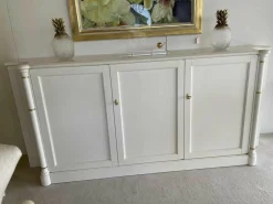 Sideboard MM Stichlack Creme mit Messingapplikationen