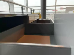 Sideboard Nex MDF Grau Hochglanz Füße Dunkelgrau