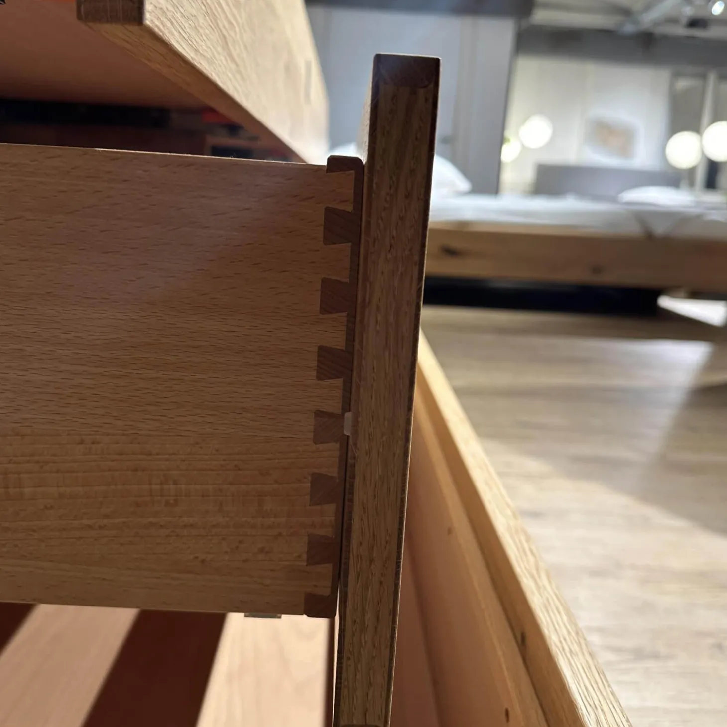 Sideboard Nox 3 Eiche Wild Natur Geölt mit 3 Tandemladen Quadratgriff QE Edelstahl