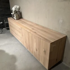 Sideboard Puro Wave Massivholz Eiche Weiß Geölt Rückwand Lichtgrau Lackiert Sideboard Puro Wave Massivholz Massivholz Eiche Weiß Geölt Rückwand Lichtgrau Lackiert