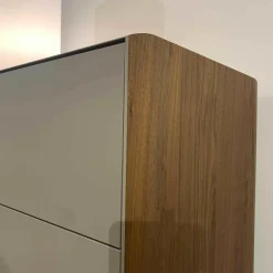 Sideboard S100 Nussbaum Taupe Zierleiste Edelstahl Poliert