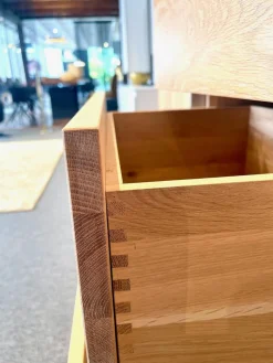 Sideboard Saluto Asteiche Bianco Geölt Glaselemente Braunglas Inklusive LED Beleuchtung