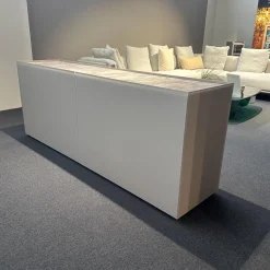 Sideboard Side Korpus Smart Lack Pepple Grau Front Glas Pepple Grau Deckplatte Glas Marmor Travertin Beige Glänzend