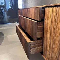 Sideboard Vela Nussbaum Ohne Knoten Geölt