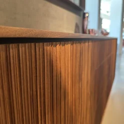 Sideboard Vela Nussbaum Ohne Knoten Geölt