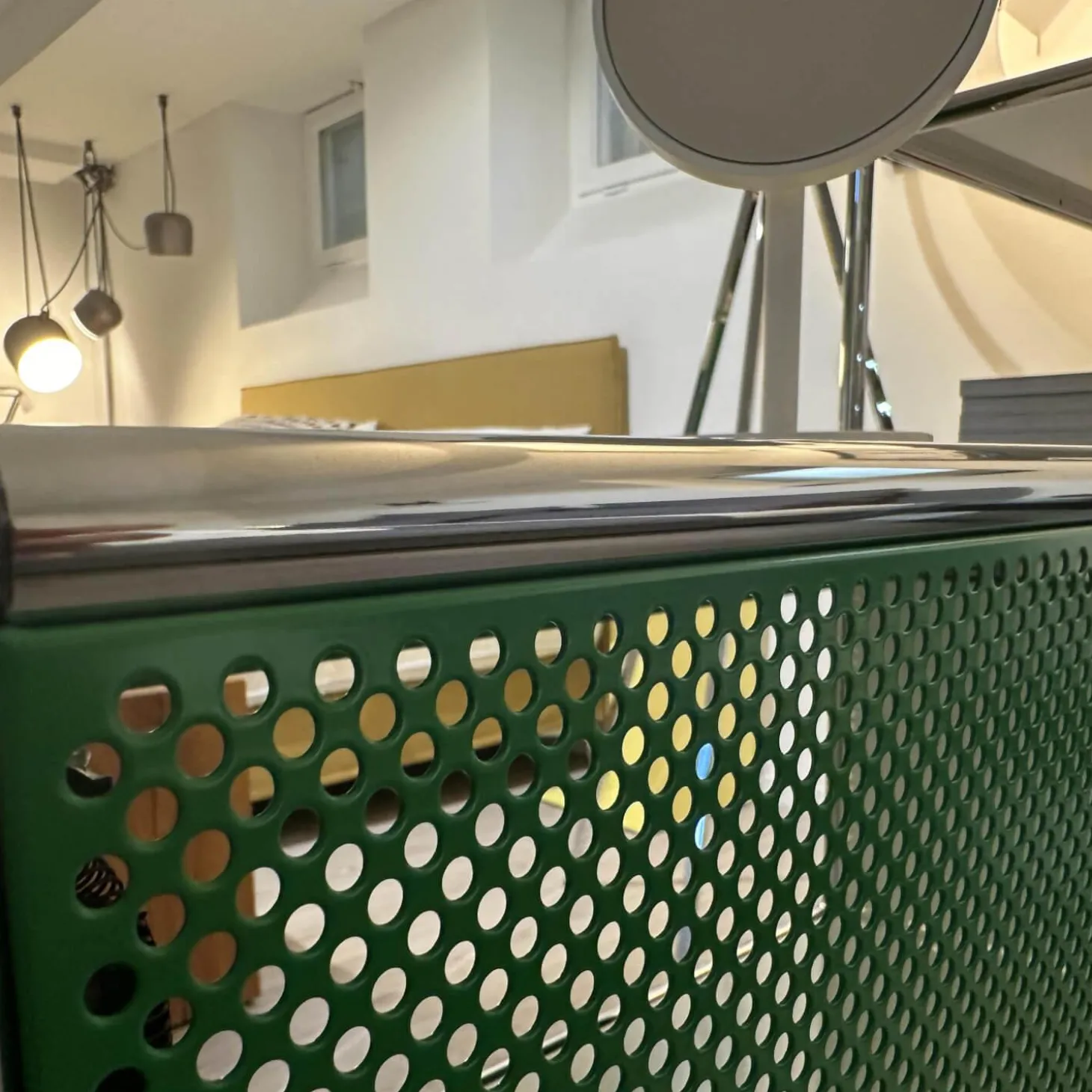 Sideboard Weiß Grün mit Rollbox Grün