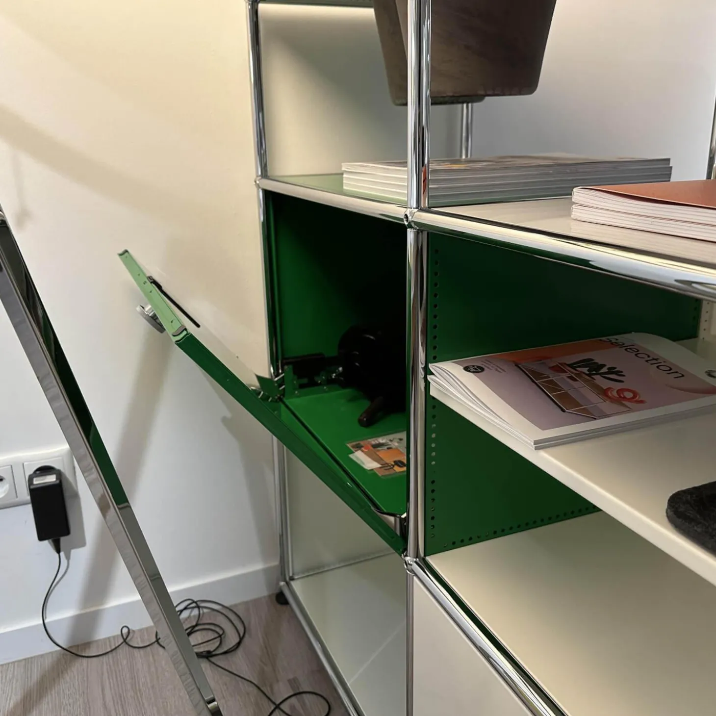 Sideboard Weiß Grün mit Rollbox Grün