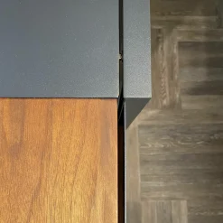 Sideboard Weira Korpus Nussbaum Rustikal Front Schwarzgrau Metall Mit Beleuchtung