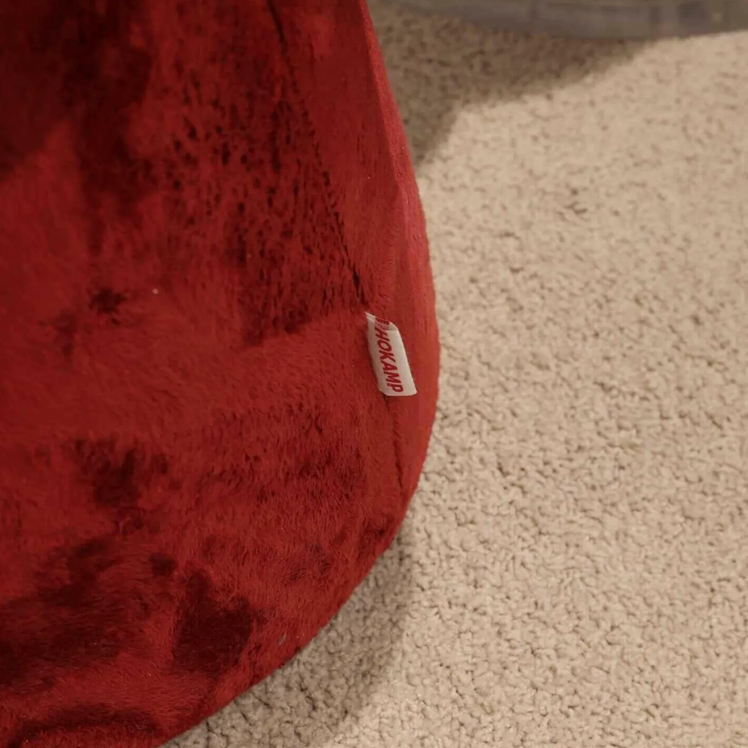 Sitzgruppe Optimist Kleeblatt Tischplatte MDF Weiß Hocker Stoff Rot Schwarz Gelb Bronze