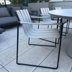 Sitzgruppe Tisch Conix Ellipse Platte Beton Cement Grau Stuhl Strappy 55 Polster Natural Linen Beige Gestell Anthrazit