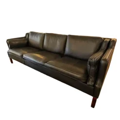 Sofa 74 Mass Bezug Leder Schwarz Gestell Mahagoni Gebeizt