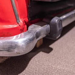 Sofa 21689 Vintage Autoform Ambassador mit Scheinwerfern Leder/Metall schwarz-rot