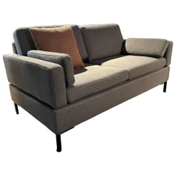Sofa Alba Stoff 5275 96 Grau Winkelfuß Schwarz Mit Klappbaren Armlehnen