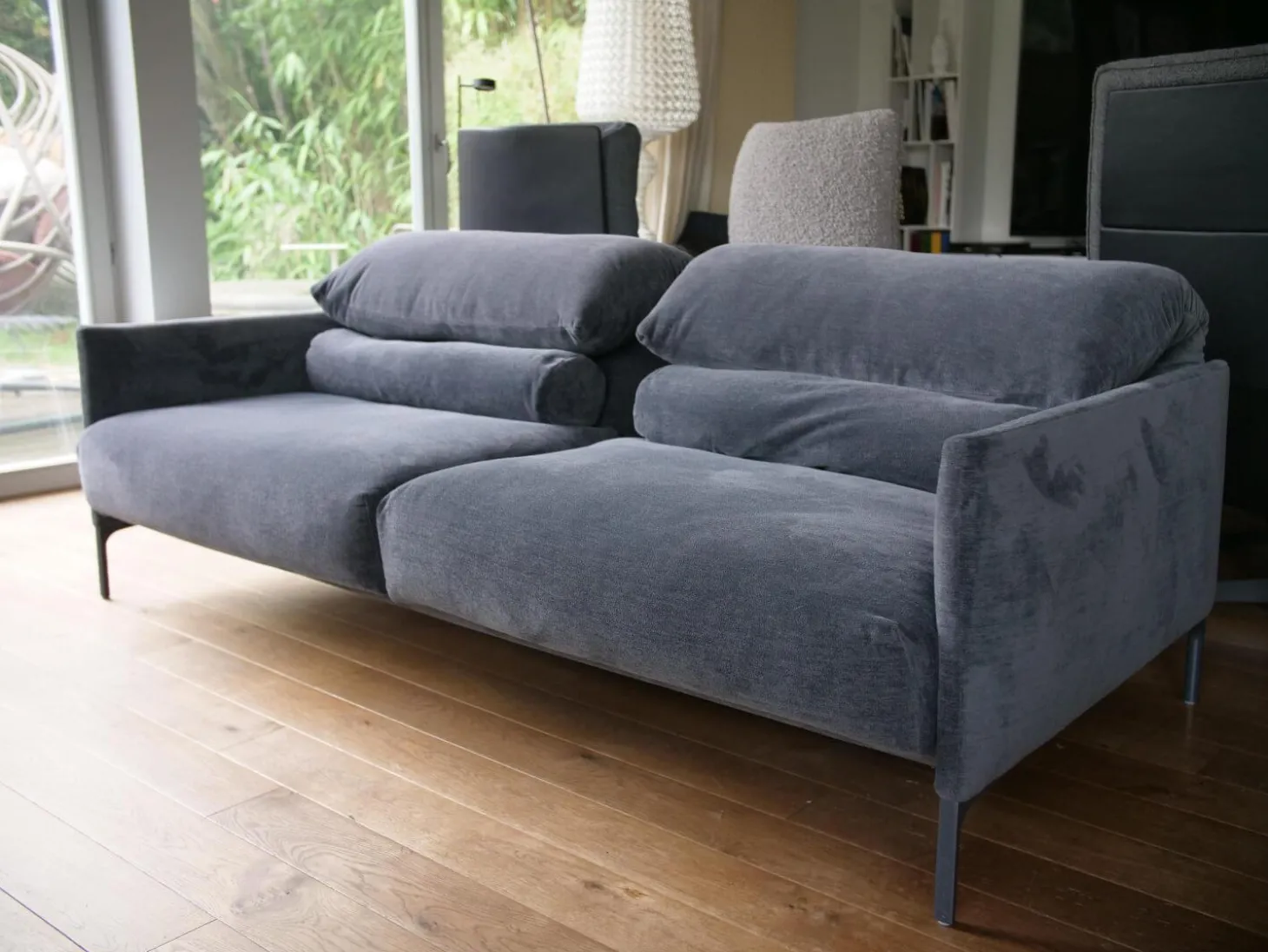 Sofa Avalanche Stoff 8145 Dunkelgrau Fuß M21 Lack Anthrazit Mit Hocker Und Lendenrollen