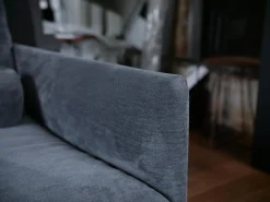 Sofa Avalanche Stoff 8145 Dunkelgrau Fuß M21 Lack Anthrazit Mit Hocker Und Lendenrollen