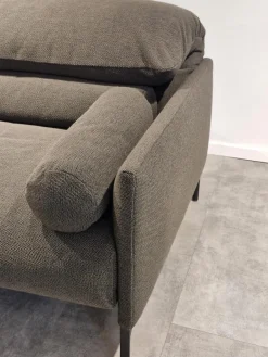 Sofa Avalanche Stoff 8078 Tabak Anthrazit Füße Schwarz Feinstruktur Inklusive Hocker
