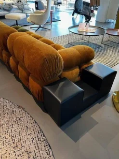 Sofa Camaleonda Stoff Enia Curry Orange Füße Massivholz Inklusive Hocker Stoff Enia Olivgrün Grün Und Beistelltisch Turm