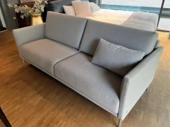 Sofa Cara Bezug Stoff 14.113 Silbergrau Fuß Metallrundrohr Mattchrom Mit Filzgleitern