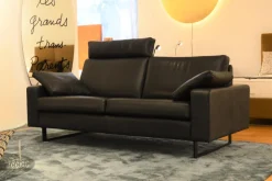Sofa Conseta 87 Bodenfrei Leder 913 Puro Schwarz mit 2 Kissen und Kopfstütze