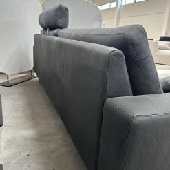 Sofa Conseta Leder 423 Schwarz Gestell Metallkufen Schwarz Pulverbeschichtet Inklusive Kissen