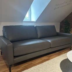 Sofa Cuneo 100 Leder Seminole 51 Nachtgrau Anthrazit Schwebefuß Eric Schwarz