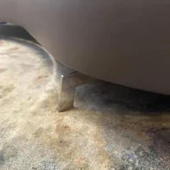 Sofa DS 167 129 Leder Touch Taupe Grau Füße Edelstahl Inklusive Kissen