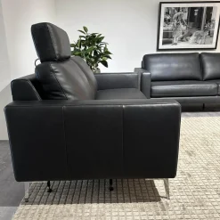 Sofa Enna Leder L40 Rancho Nero WR51 Schwarz Metallkufe Metallfuß Chrom Mit Kopfstütze