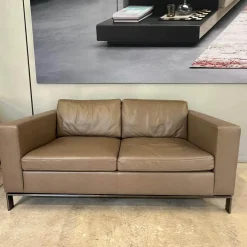 Sofa Foster 503 20 Leder Elen Fango Braun Gestell Schwarz Verchromt Inklusive Kunststoffgleiter
