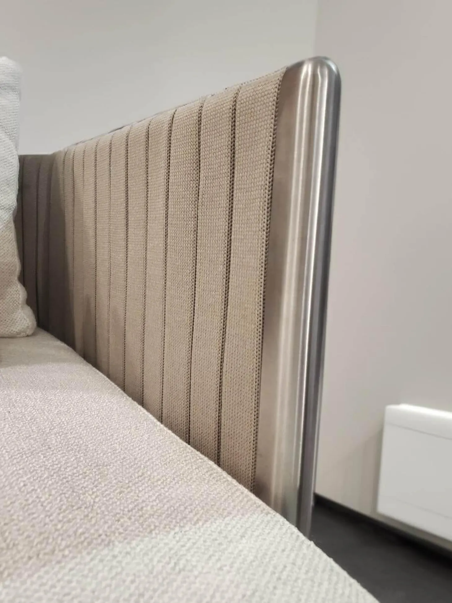 Sofa George Stoff Natural ivory C71 Beige Dove B9