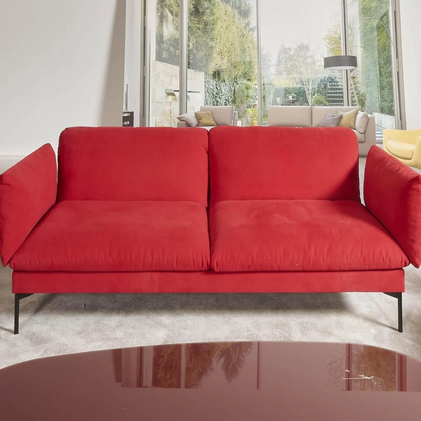 Sofa Heaven Bezug Stoff Hot Madison Reboot CH1249 706 Rot Füße Matt Lackiert Schwarz Mit Zwei Abklappbaren Armlehnen