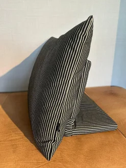 Sofa Iwan Leder Crazy Nubuk Tobacco 2510 26 Braun Füße Kunststoff Gleiter Inklusive Cushion Iwan Ohne Mehrfarbiges Kissen