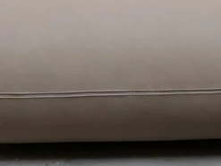 Sofa Jalis 21 Leder 420 Sand Beige Nahtband 5090 Sand Beige Inklusive Hocker