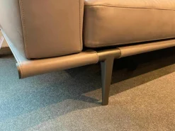 Sofa Let It Be Leder Soul Smokey Braun mit 2 Kissen und Kopfstütze