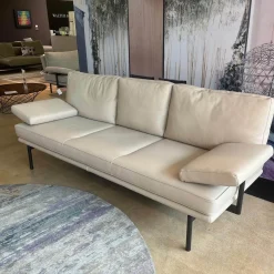 Sofa Living Platform 400 30 FLFR Leder Lima Stone Grey Grau Beige Gestell Stahl Schwarz Matt Pulverbeschichtet