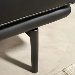 Sofa Living Platform Leder Classic Black Schwarz Gestell Matt Pulverbeschichtet Schwarz