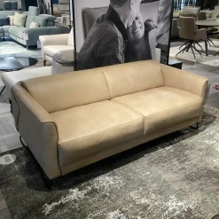 Sofa Matheo CC180 Leder Kenia Camel Beige Gestell Mattschwarz