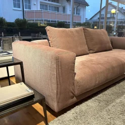 Sofa Moss Stoff 9075 Altrose Rosa Fuß Verchromt mit Hocker
