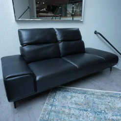 Sofa MR 2490 2-Sitzig Leder Z7399 Nachtschwarz Schwarz LK50 MR Fuß FC3 Metallfuß M99 Schwarz