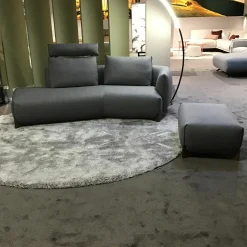 Sofa Naila Stoff 24919 Varese 19 Taupe Eichenfüße Matt mit Hocker