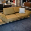 Sofa Phoenix Leder C-Revolution Mustard Plateau Wildeiche mit Drehstop