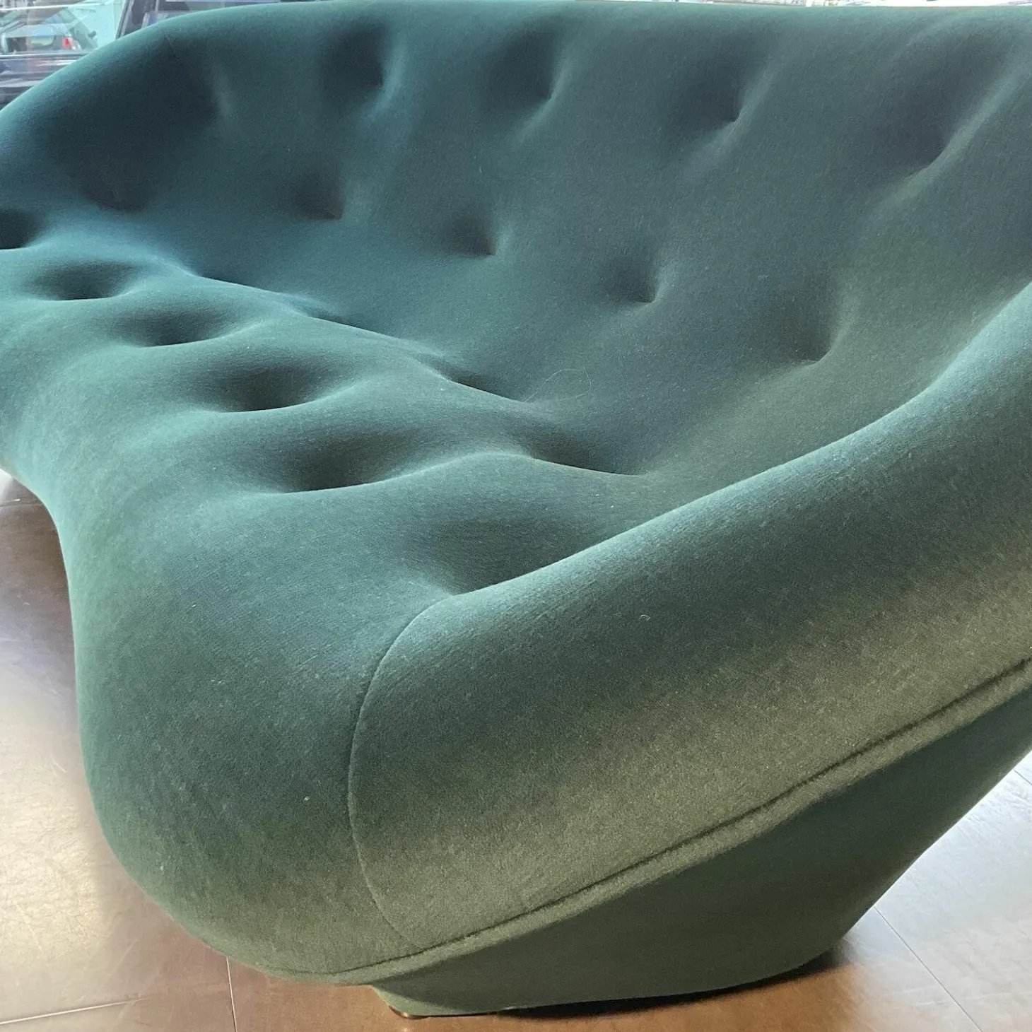 Sofa Ploum Hochlehner Stoff Gentle Pin Grün