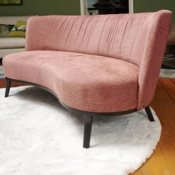 Sofa Polo Cocktail Stoff JAB Silas 1030 064 Rosa Gestell Esche Schwarz Gebeizt Mit Hocker