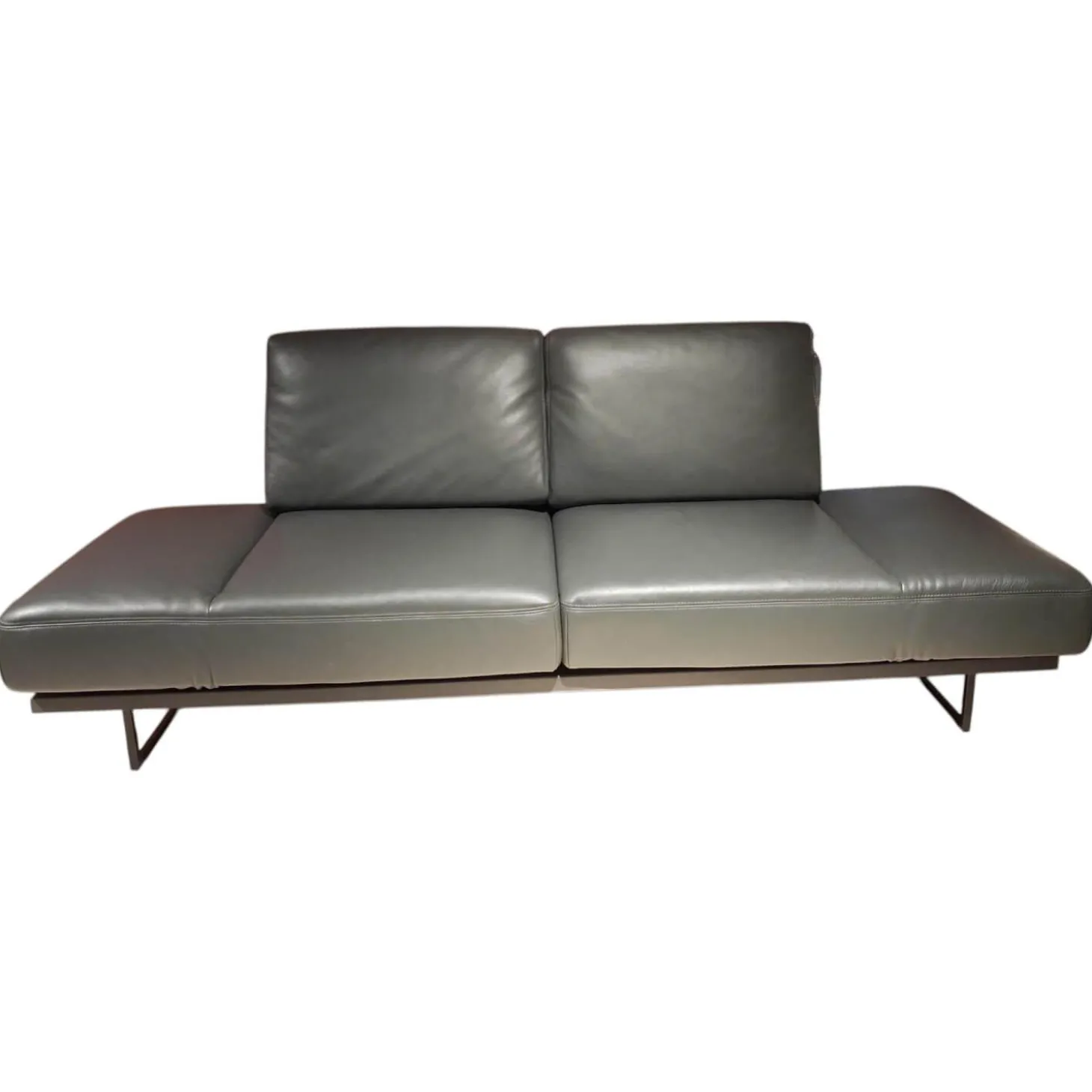 Sofa Ponte Leder Classic Pepper Anthrazit Gestell Metallkufen Schwarz Matt Inklusive Kissen