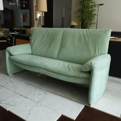 Sofa Ronchamp Bezug Alcantara 2156 Grün