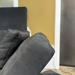 Sofa Roro Anilinleder Taron 5668 0099 Grau Schwarz Gestell Schwarz Mit Drehsitz Und Kissen