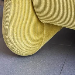 Sofa 2-Sitzer Bongo Bay Stoff 4490 Farbe 75 Gelb Inklusive 2 Kissen