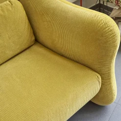 Sofa 2-Sitzer Bongo Bay Stoff 4490 Farbe 75 Gelb Inklusive 2 Kissen