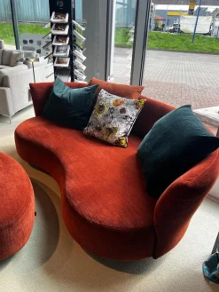 Sofa Sofia Stoff Smoothie Rostbraun 15 28 Füße Metall Schwarz Pulverbeschichtet